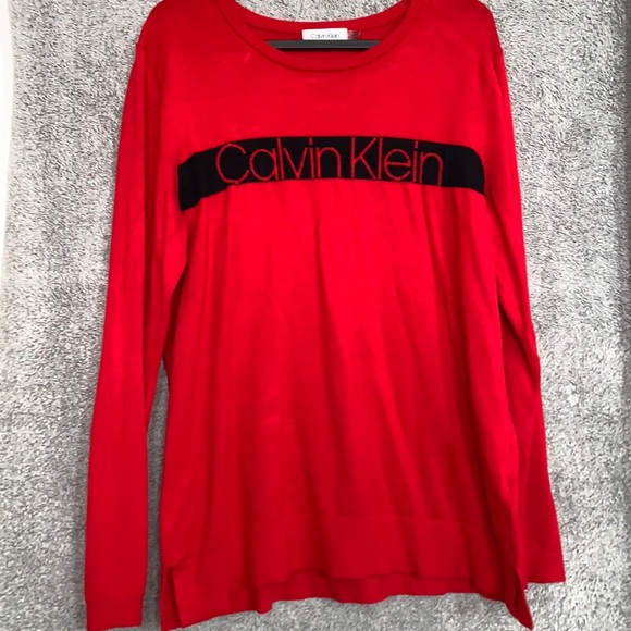 Red Calvin Klein sweatshirt - Picture 1 of 2